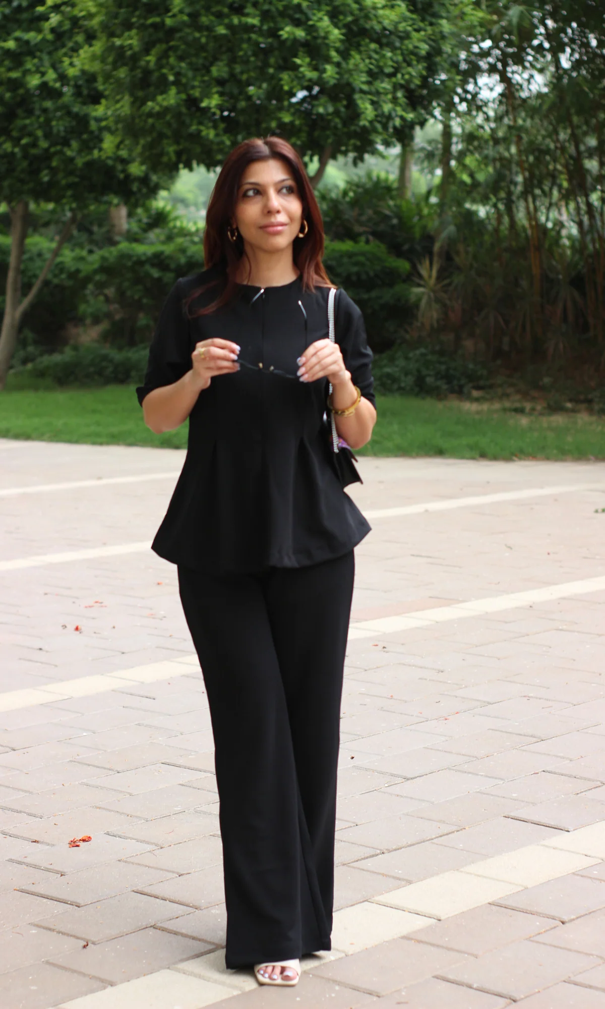 Black Sleeved Sleek-Pleat Detail and Flared Pants Co-ord - Image 5