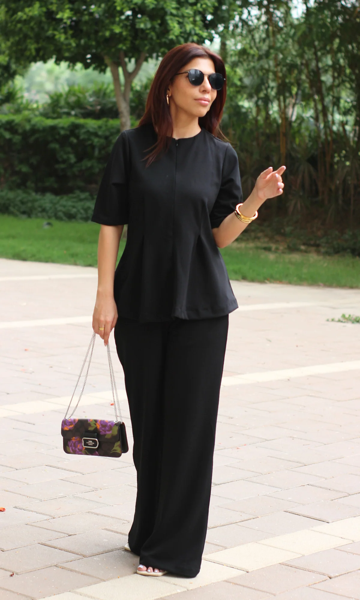 Black Sleeved Sleek-Pleat Detail and Flared Pants Co-ord - Image 6