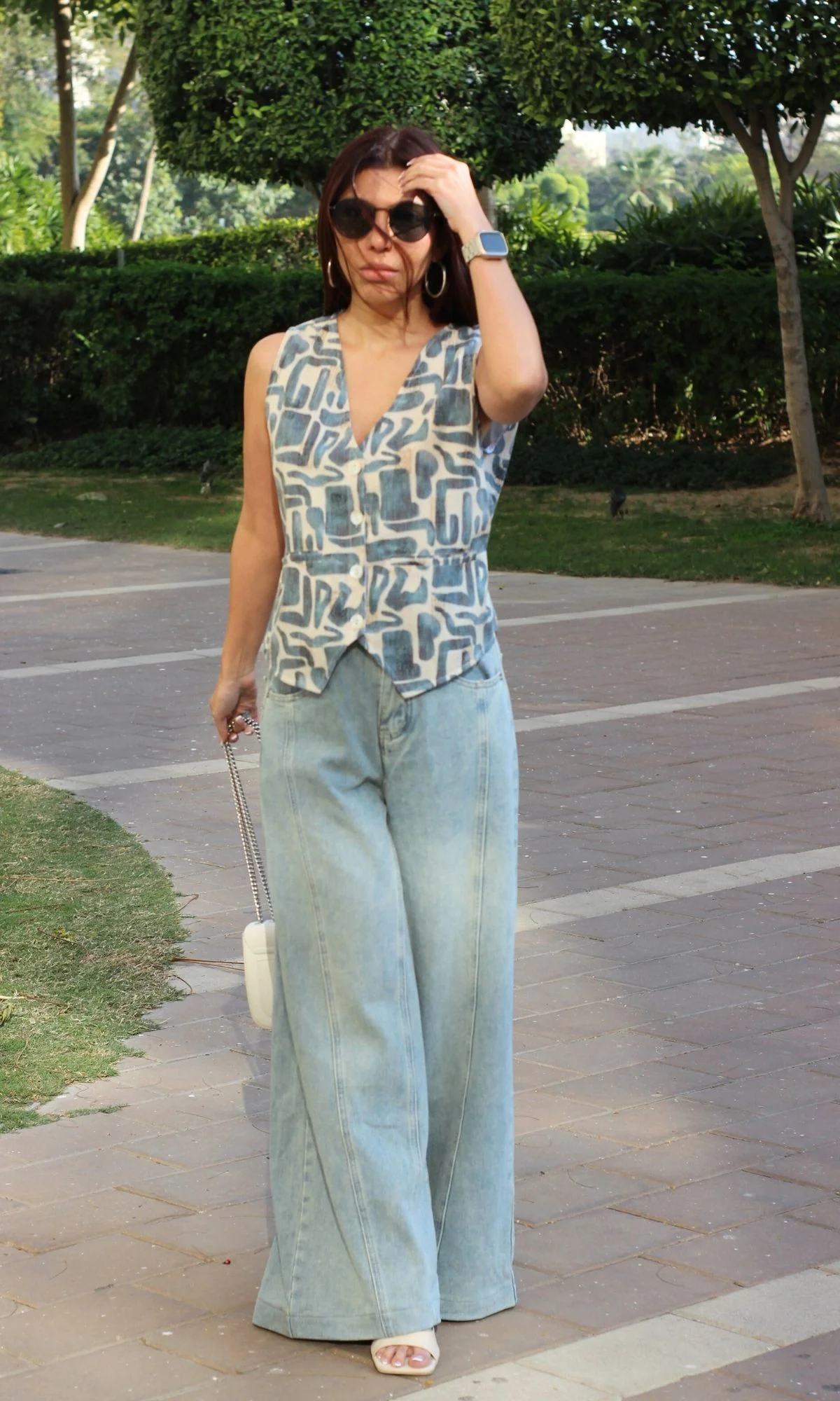 Blue Abstract Print Waist Coat - Image 3