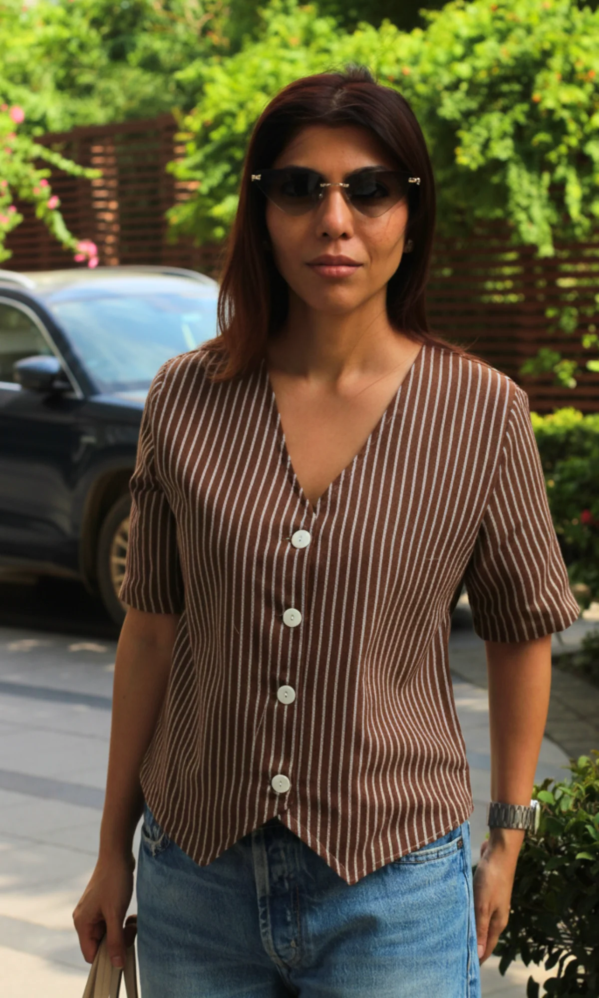 Brown Parallel Sleeved Waist Coat - Image 3