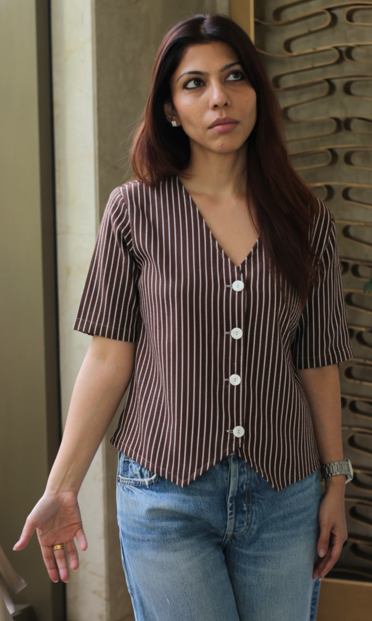 Brown Parallel Sleeved Waist Coat - Image 4