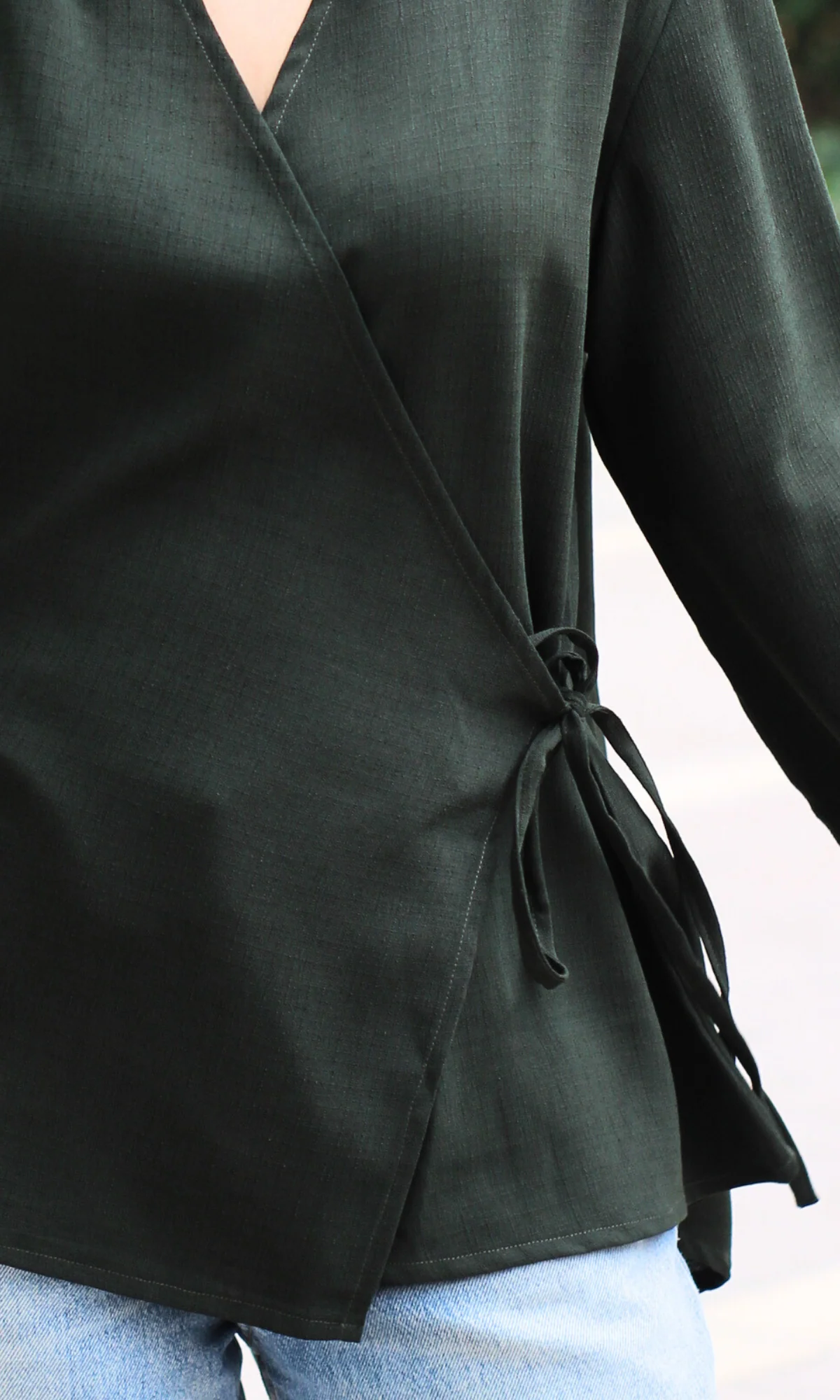 Dark Olive Textured Tie Detail Kimono Top - Image 3