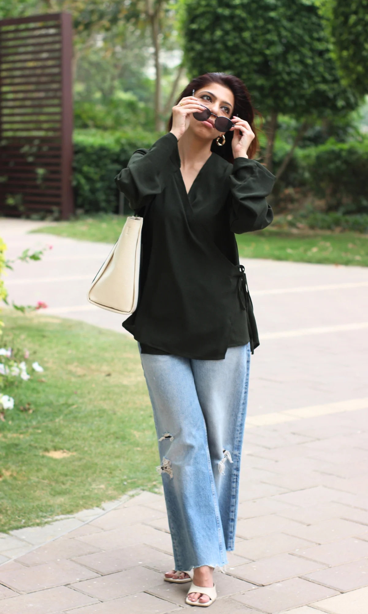 Dark Olive Textured Tie Detail Kimono Top - Image 4