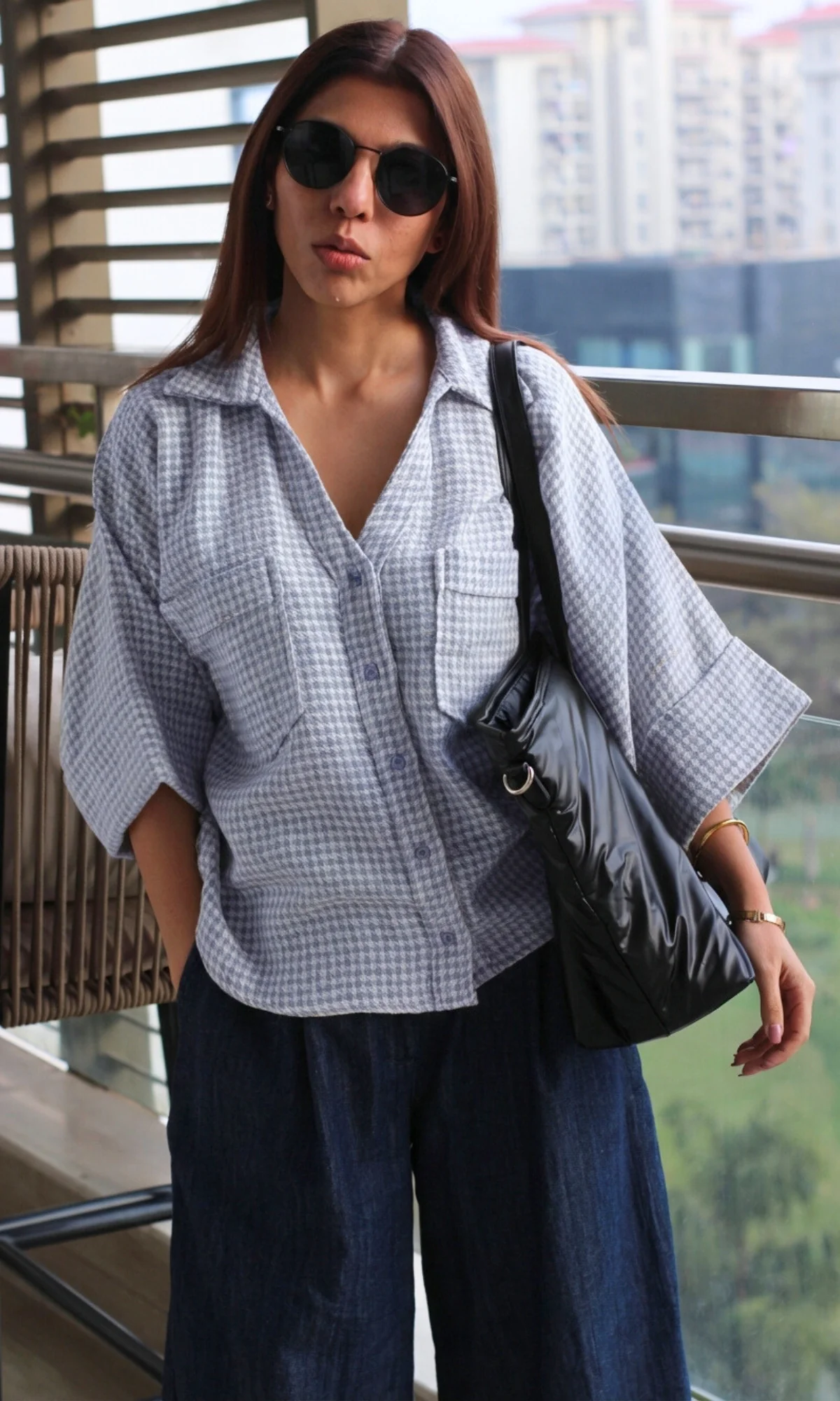 English Blue Weave Loose Shirt - Image 2