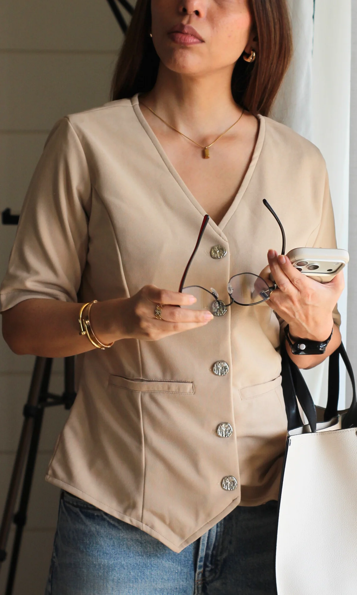 Fawn Sleeved Metallic Buttoned Waist Coat - Image 3