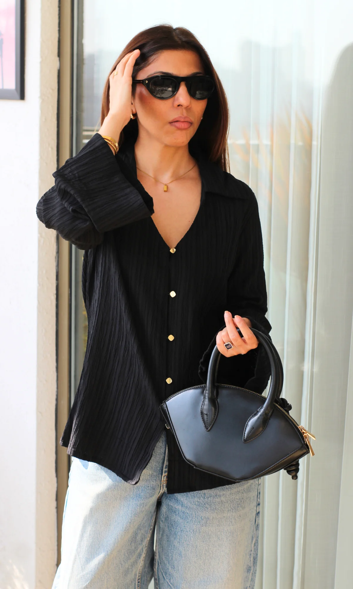 Noir Crinkled Flared Sleeve Shirt - Image 4