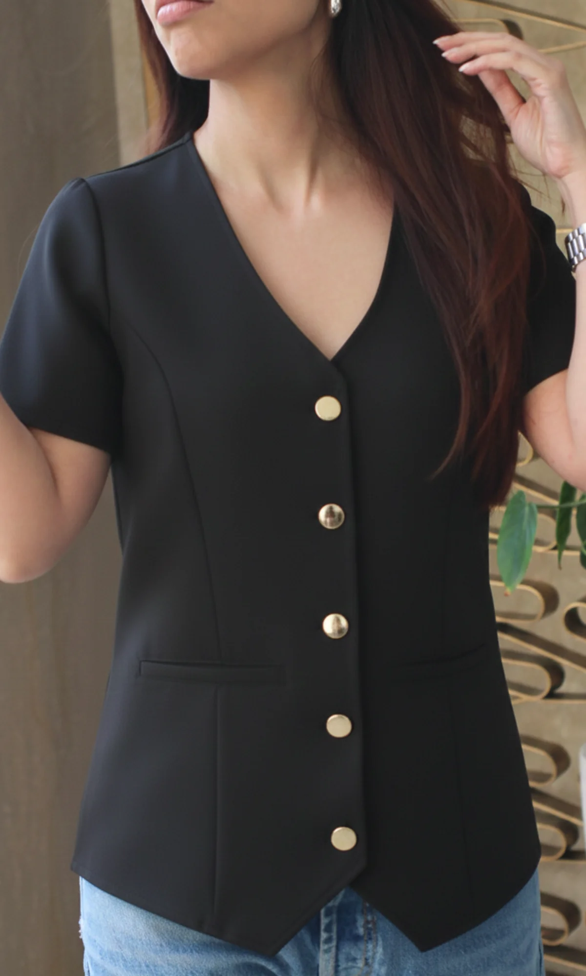 Onyx Sleeved Metallic Buttoned Waist Coat - Image 4