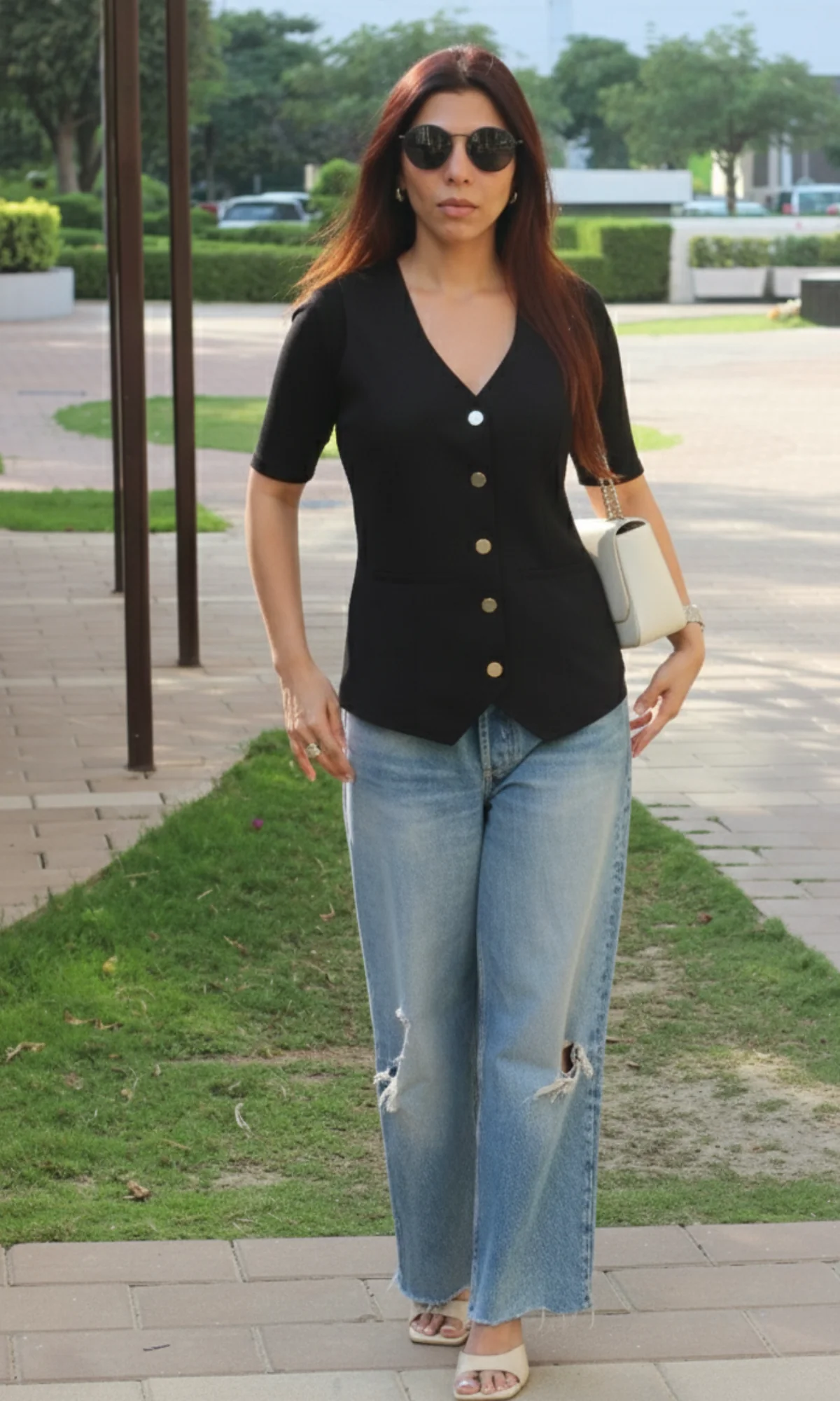 Onyx Sleeved Metallic Buttoned Waist Coat - Image 5