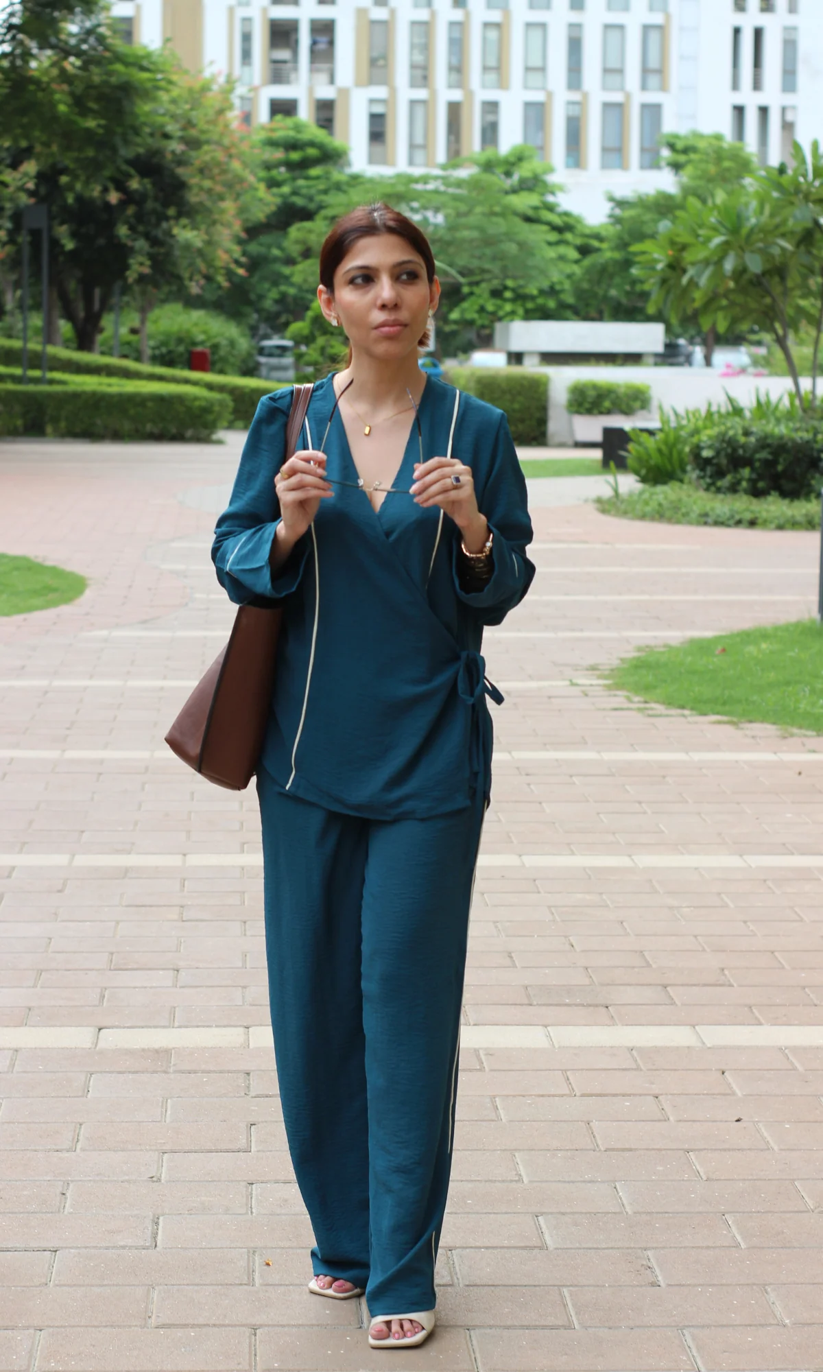 Teal Drift Outline Kimono Co-ord - Image 4