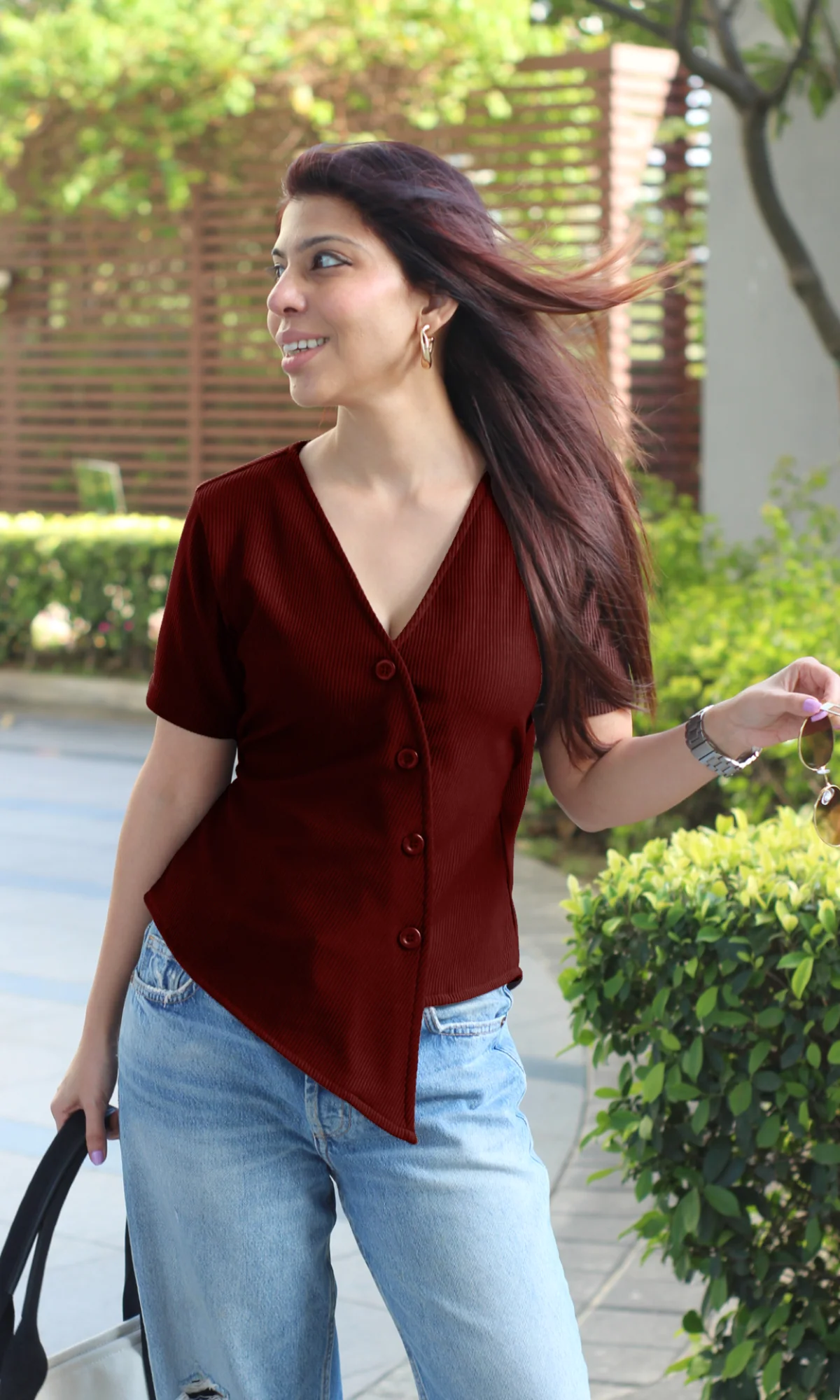 Wine Ribbed Side-Cut Sleeved Waist Coat - Image 3
